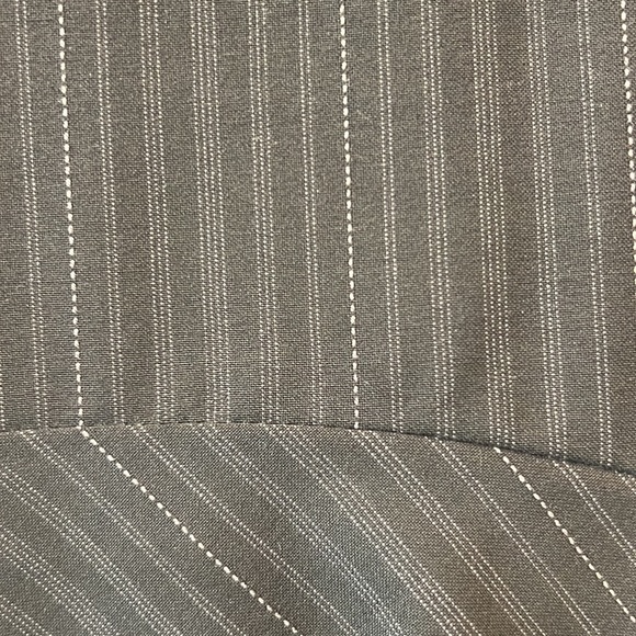 Womens Bebe size 8 Brown skirt. Great flair at bottom! Tan and cream pinstripes - Picture 2 of 6